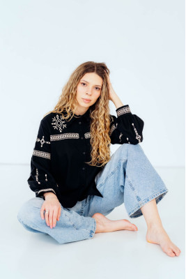 Вишиванка жіноча